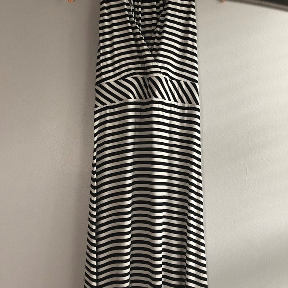 Ann Taylor B&W Striped Halter Maxi Dress - Picture 4 of 6
